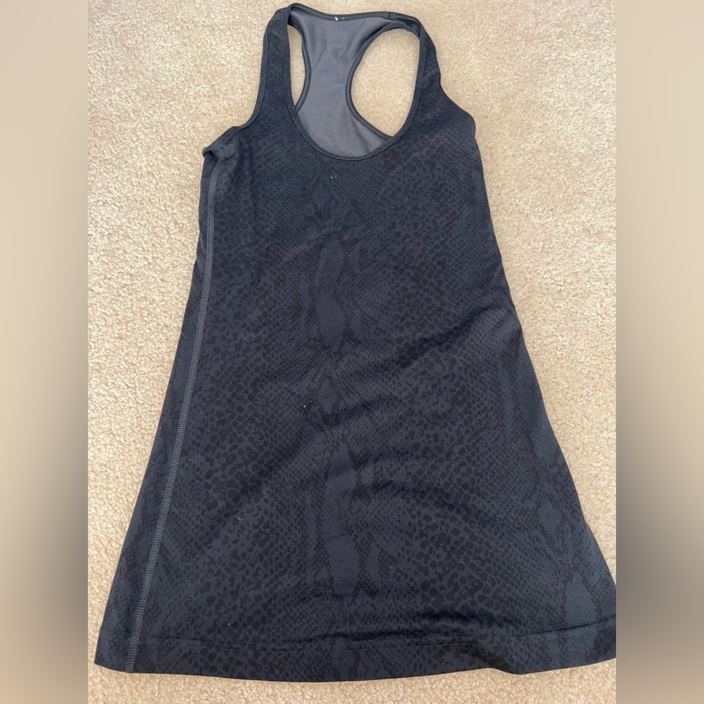 Lululemon black snakeskin pattern racer back tank, size 2